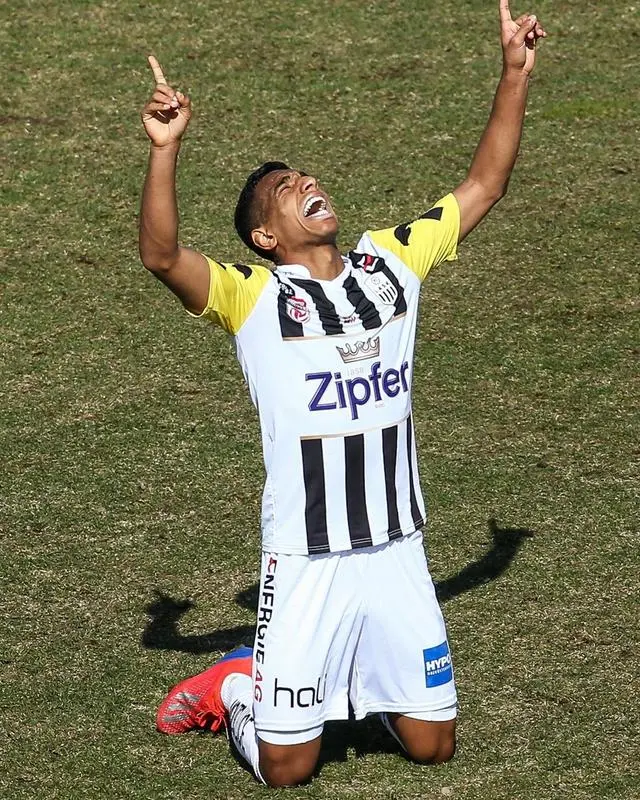 关键时刻斯图加特再遭质疑——荷甲节点到来，引发热议，球队文化再被提及(聚焦欧库洛瑞代码)-天博娱乐网站