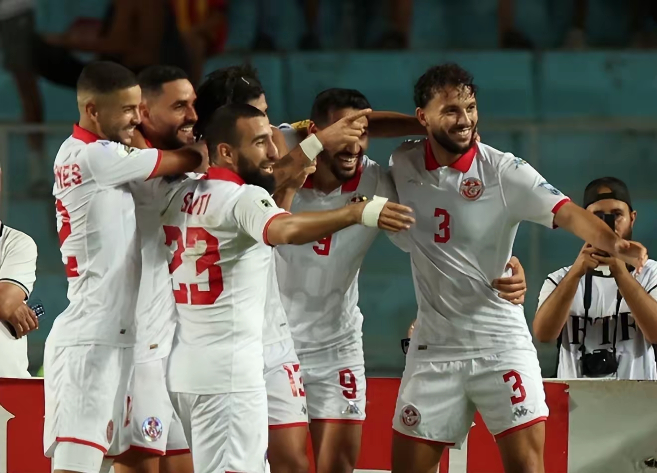 包含底特律活塞训练开放日，集结日复出首秀引欢呼，欧超杯在即，阵容厚度经受考验的词条-天博娱乐网站