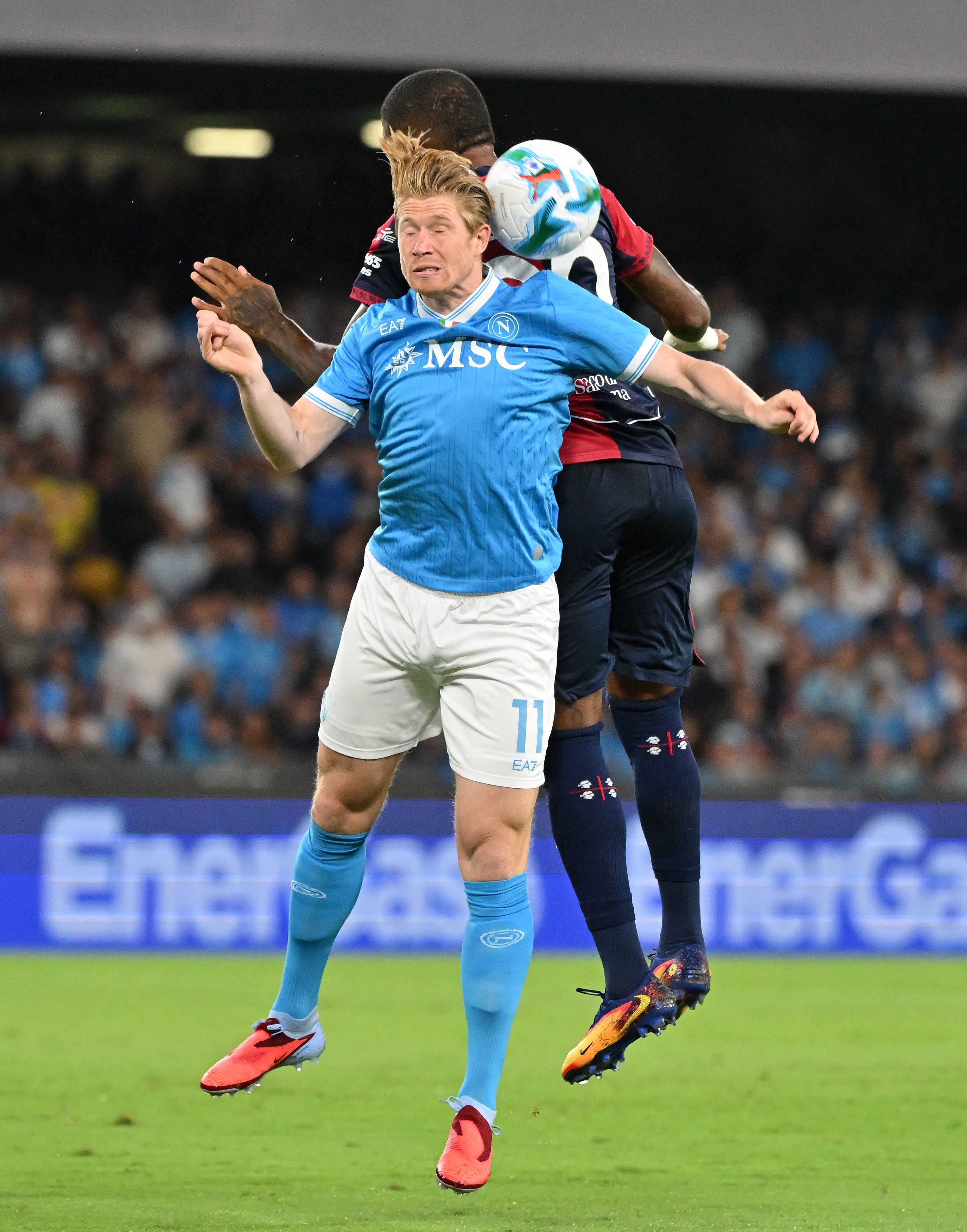 那不勒斯迎意甲关键赛；冲刺阶段迎来里程碑；底气十足；更衣室氛围转暖的简单介绍-天博官方入口